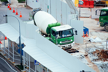 Crane Service - Heavy machinery and crane rental for construction projects